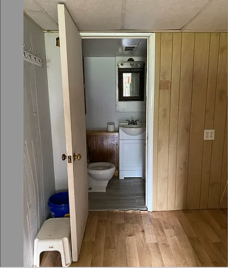 Basement View to Bath - 8120 Burdette St