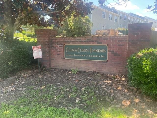 Building Photo - 211 Odyssey Turn NW