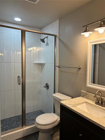 Building Photo - 4200 Oak Country Dr