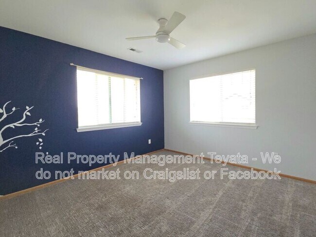 Building Photo - 4814 Starfish Ln