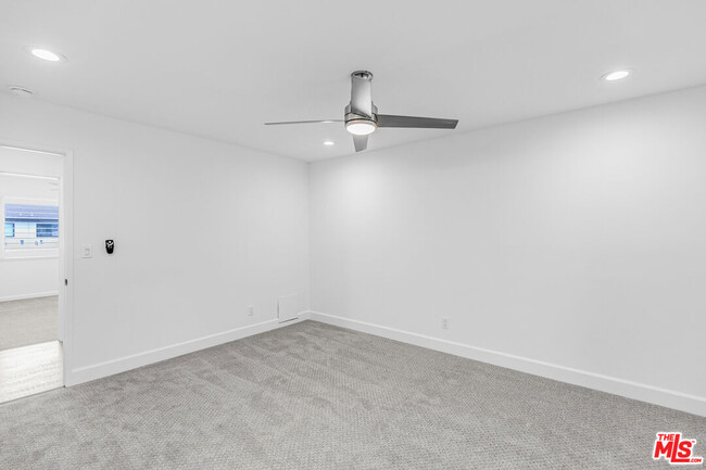 Building Photo - 1278 Stonewood Ct