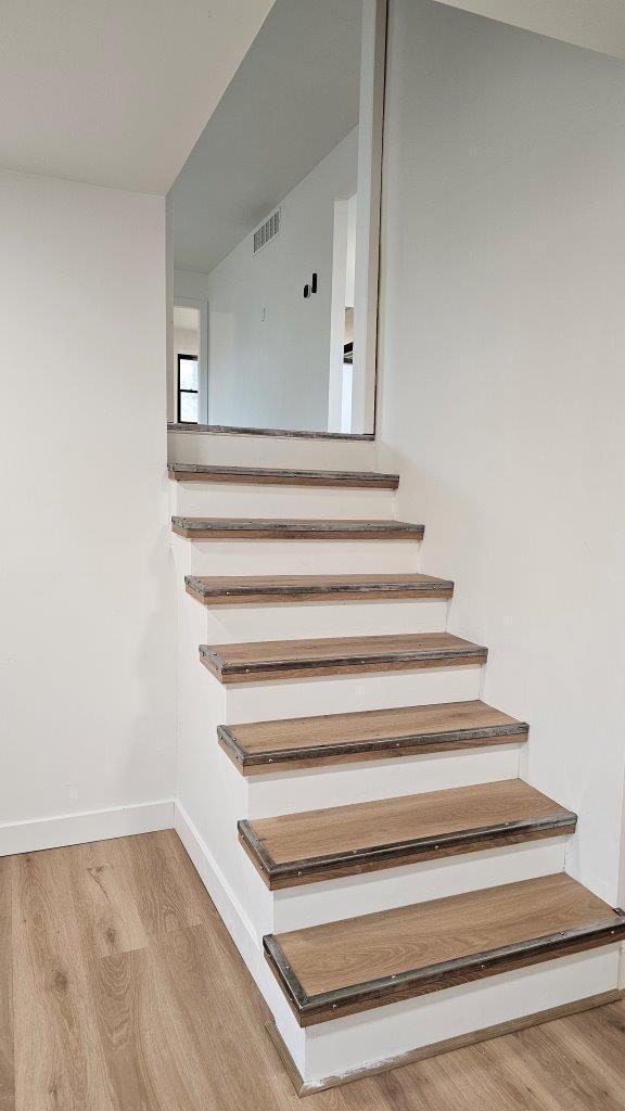 Building Photo - 2002 Woodlea Dr