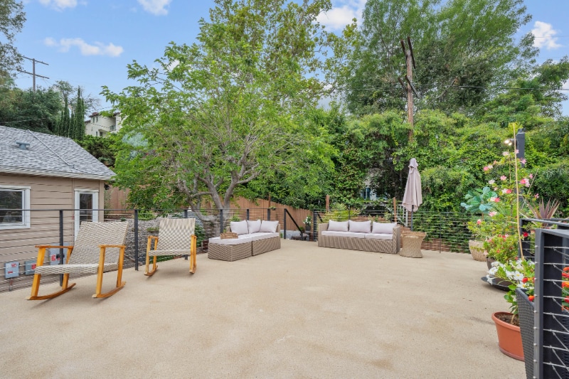 Building Photo - 2494 Loy Ln