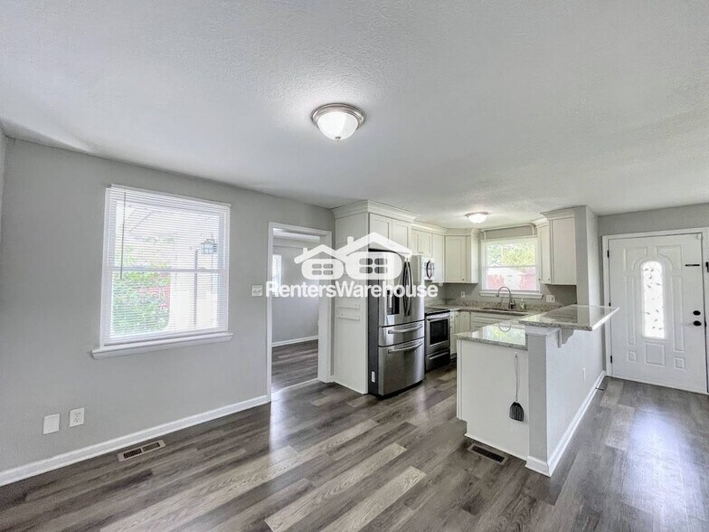 Building Photo - 1407 Yeadon Rd
