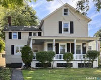 Building Photo - 176 Forest St