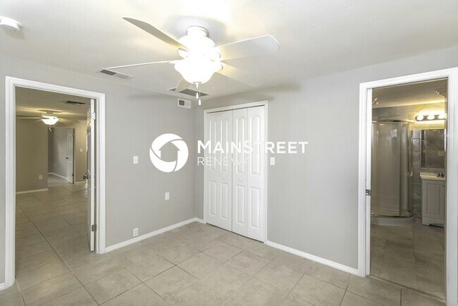 Building Photo - 3 Bedroom Pet-Friendly Home in Venice, FL ...