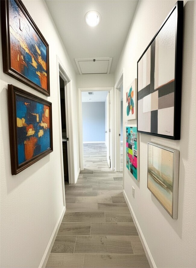 Building Photo - 8332 La Roche Ln