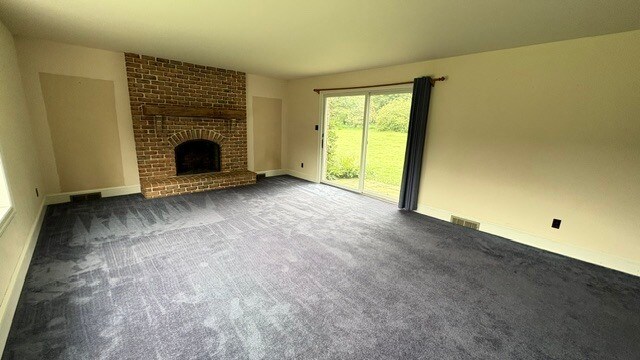 Building Photo - 152 Lindecamp ln