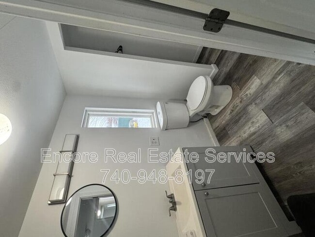 Building Photo - 114 N Washington St