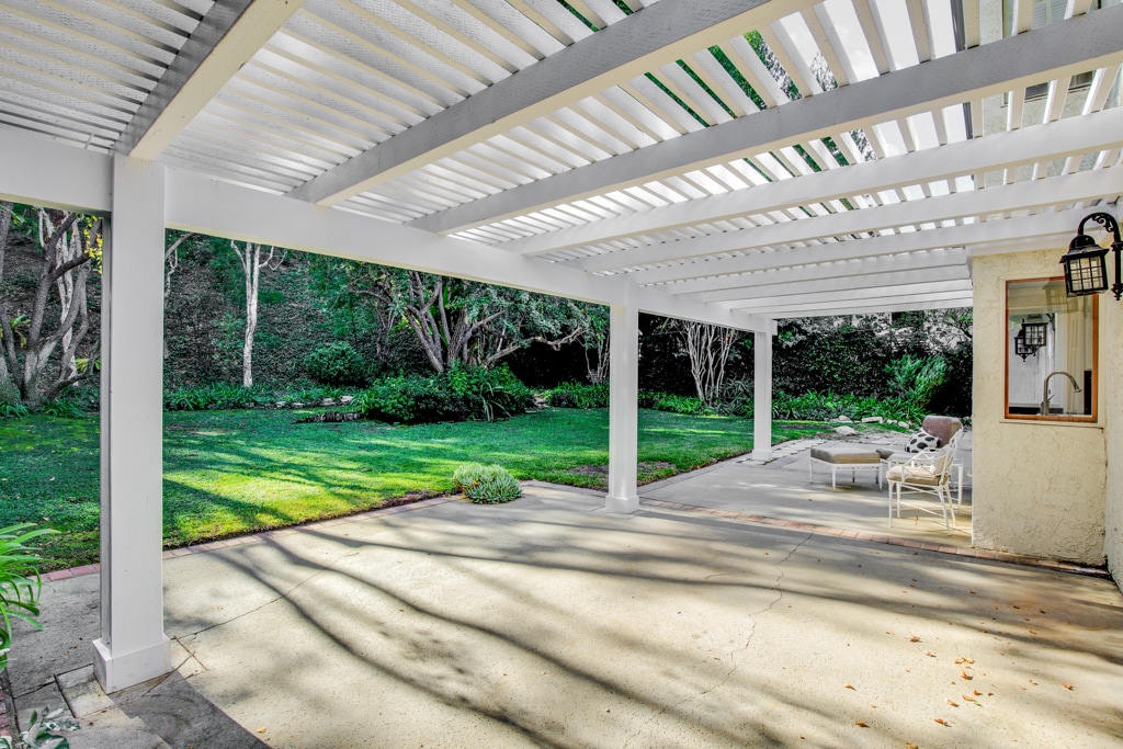 Building Photo - 23450 Park Hermosa