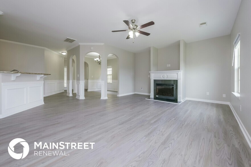 Building Photo - 240 Swem Ct