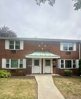 Building Photo - 111 Shadow Ln
