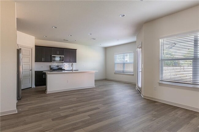 Building Photo - 1801 Bonham Ln