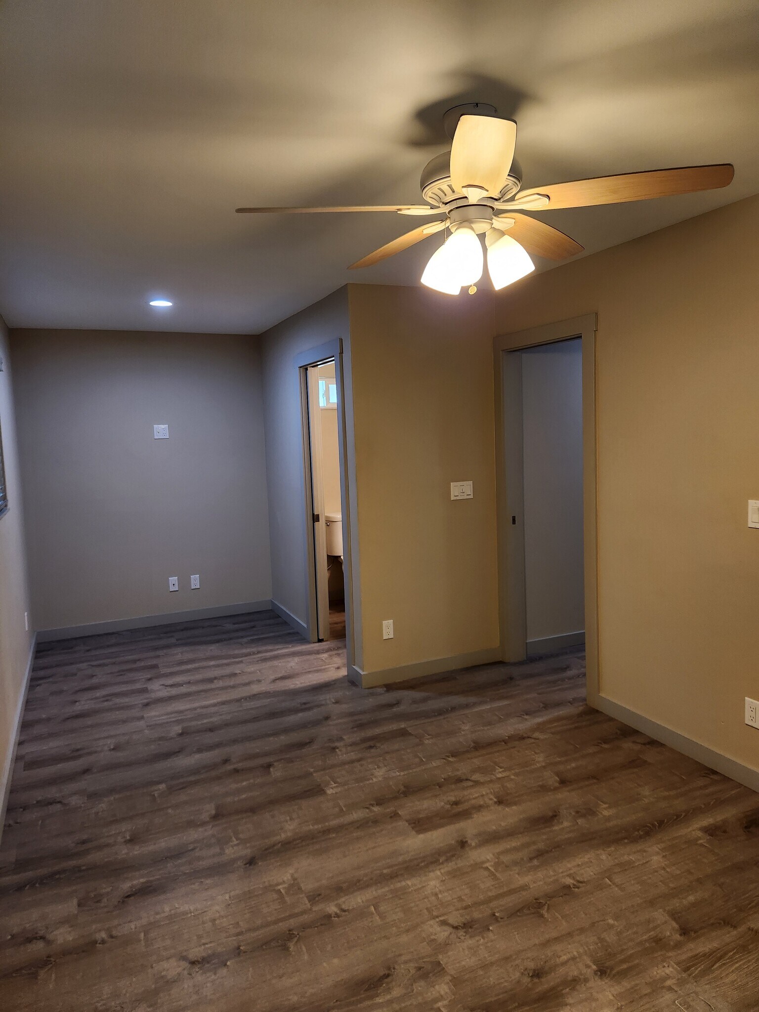 Building Photo - 381 S Kamehameha Ave