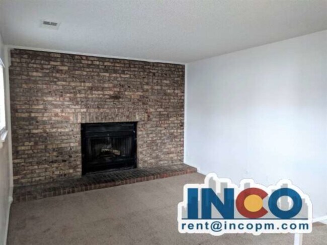 Building Photo - 4279 Freeport Way
