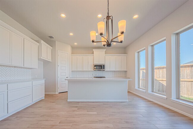 Building Photo - 4046 Colony Ln
