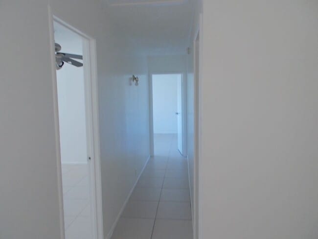 Building Photo - Charming 2-Story 3 Bedroom Townhome