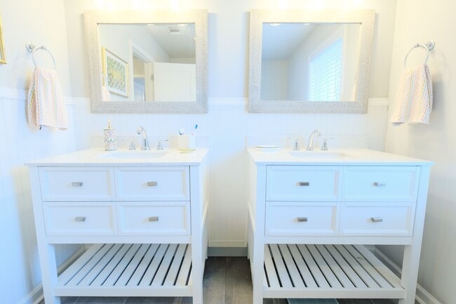 Building Photo - 178 Dan's Way