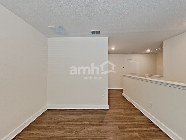 Building Photo - 8601 Highfield Ave