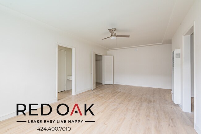 Building Photo - 112 N Normandie Ave