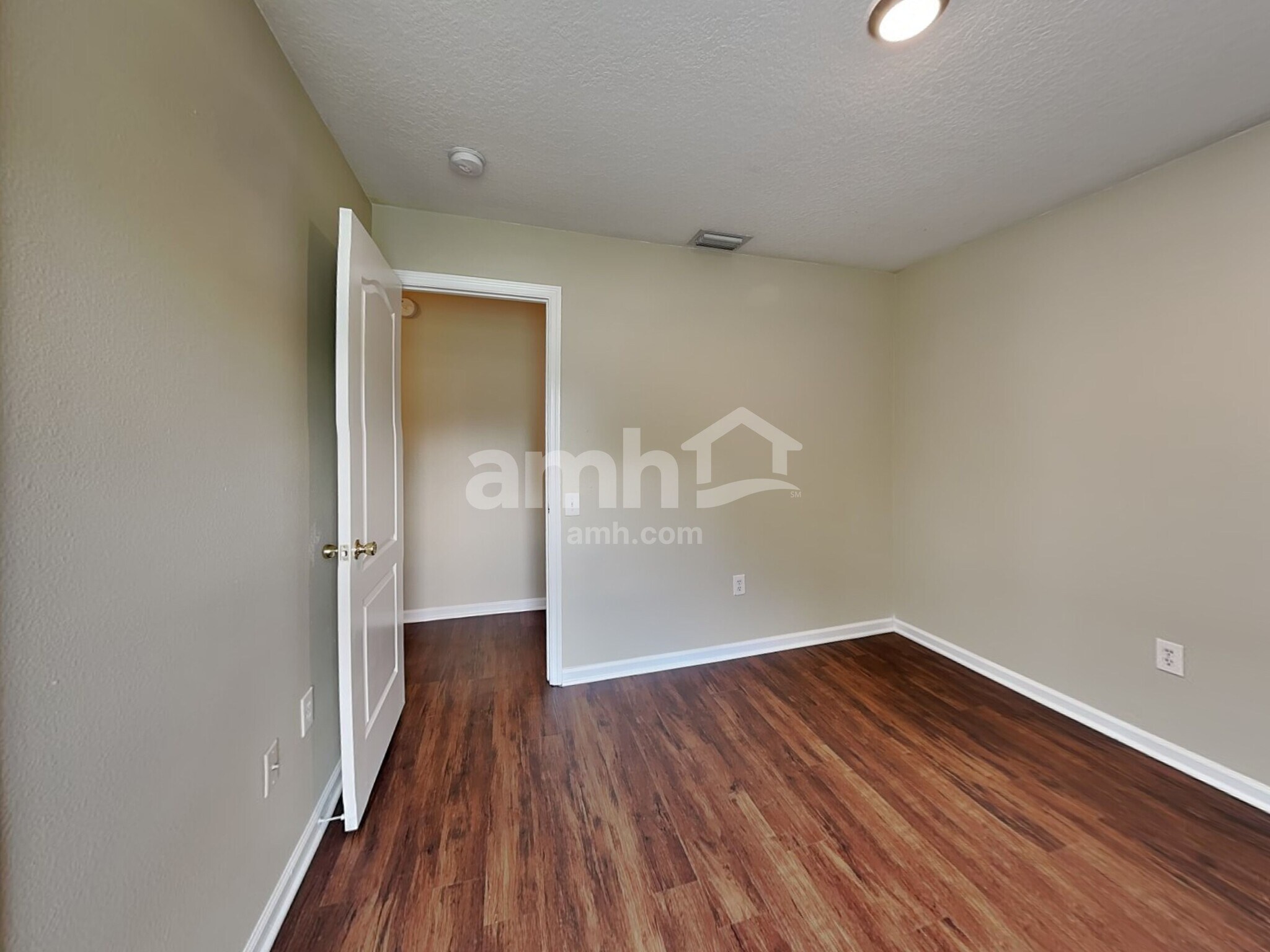 Building Photo - 30839 St Vincent Ct