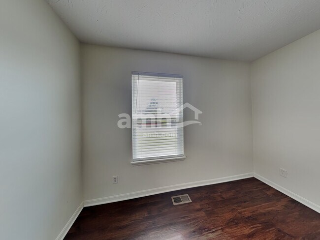 Building Photo - 4243 Muscovy Ln