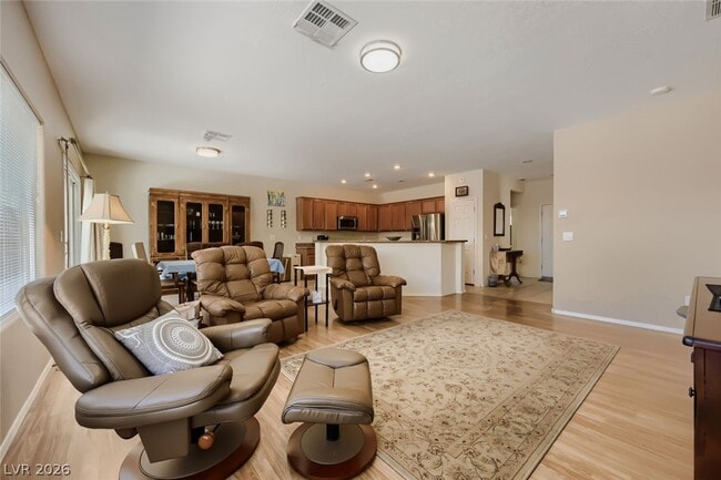 Building Photo - 7536 Chaffinch St