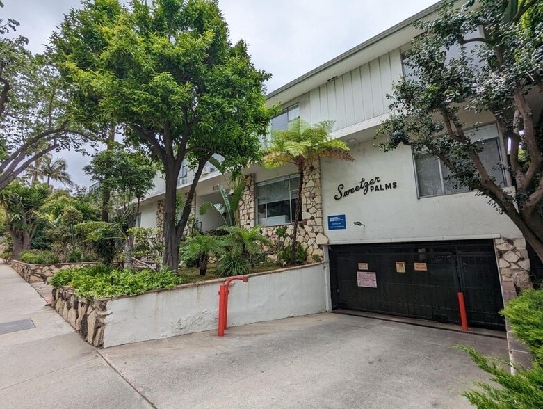 Building Photo - 1236 N Sweetzer Ave