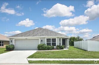 Building Photo - Charming House with 3 bedroom and 2 bathro...
