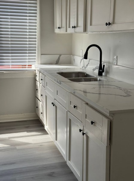 Building Photo - 2527 Cincinnati St