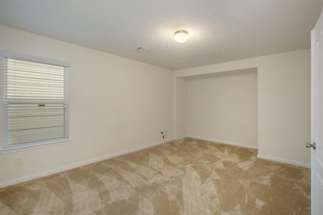 Building Photo - 6855 Knl Spg Wy