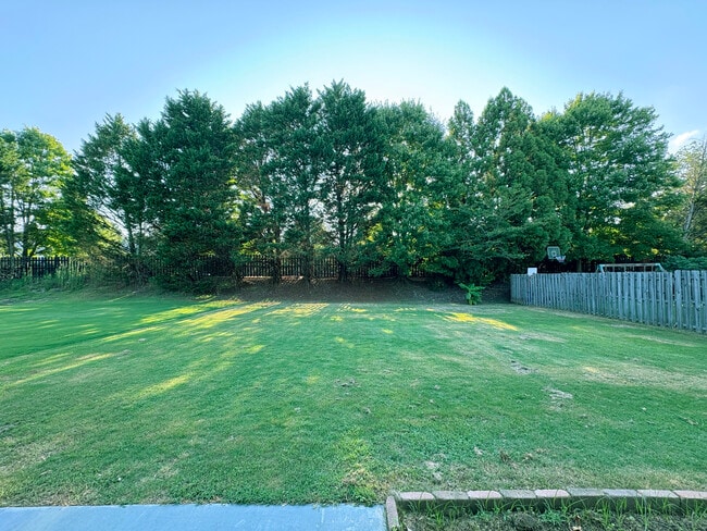 Building Photo - 6816 Southbrook Dr