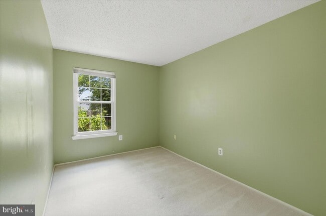 Building Photo - 7761 Inversham Dr