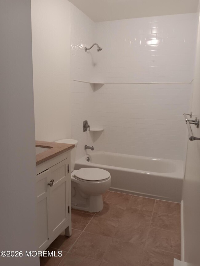 Building Photo - 260 Ocean Ave