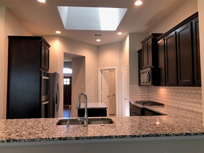 Building Photo - 28723 Yulee Mill Dr