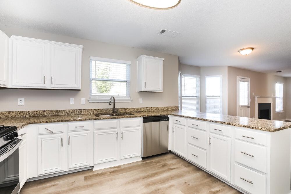 Building Photo - 3942 Rosebud Park Dr