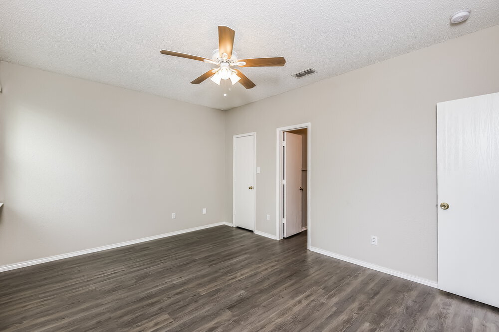 Building Photo - 6821 Prairie Hill Rd N