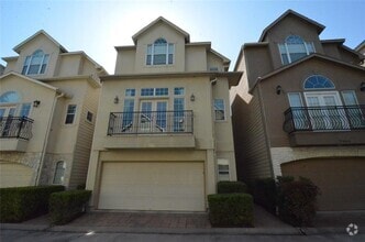 Building Photo - 9006 Harbor Hills Dr
