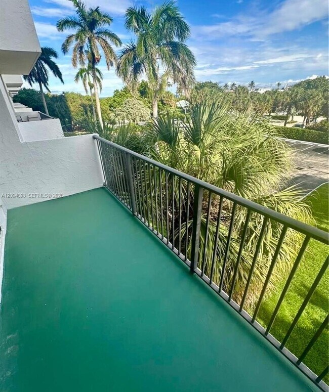 Building Photo - 1201 S Ocean Dr