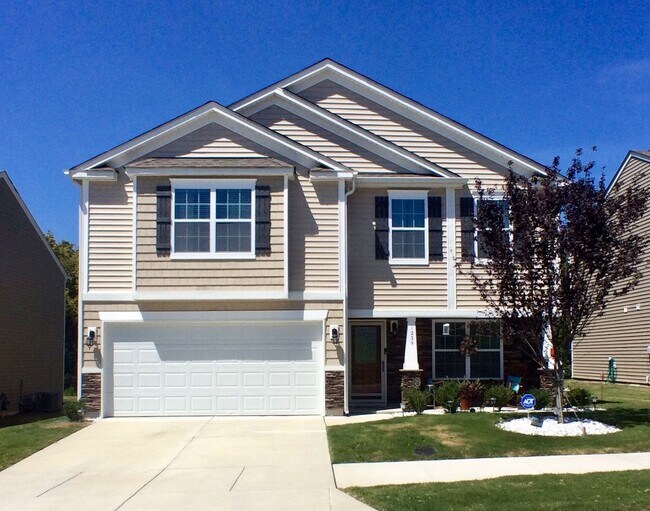 Primary Photo - 4BR/2.5BA Home Located in Hampden Village