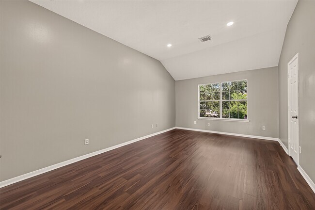 Building Photo - 6542 Carly Park Way