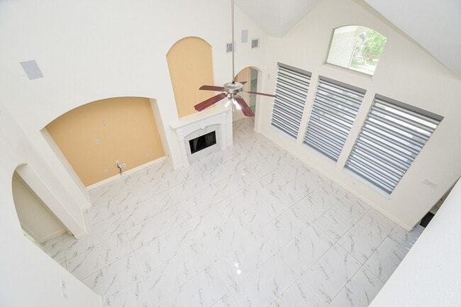 Building Photo - 4322 Pensacola Oaks Ln