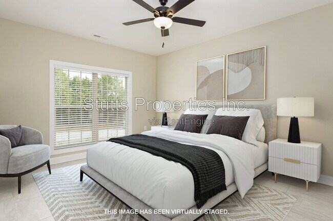 Building Photo - 216 Bentbrook Pl