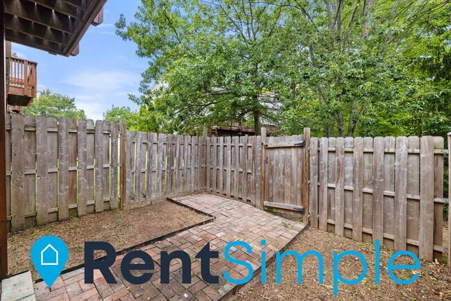 Building Photo - 14262 Newbern Loop
