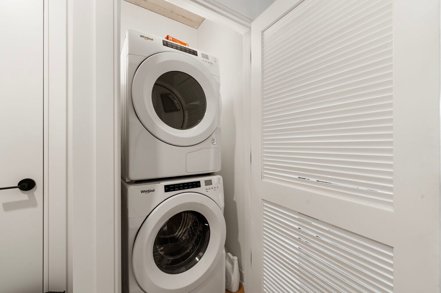 Building Photo - 234 W Polk St