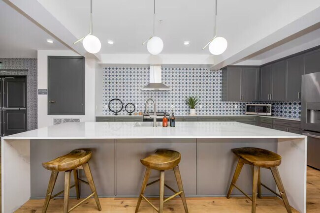 Building Photo - 4388 Ohio St