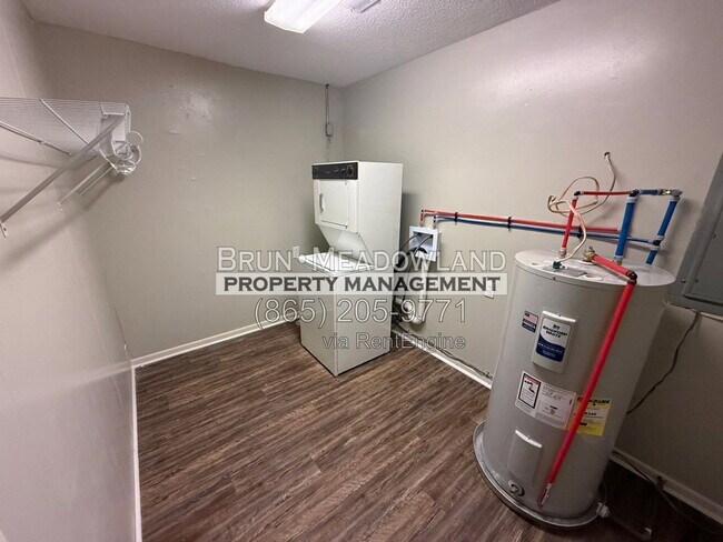 Building Photo - 3615 Wrights Ferry Rd
