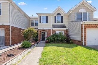 Building Photo - 2619 Hartley St