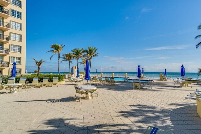 Building Photo - 3475 S Ocean Blvd