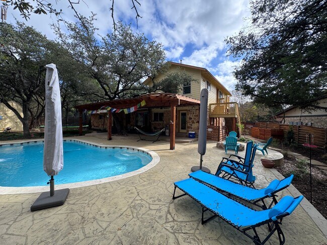 Building Photo - 2802 Horseshoe Bend Cove